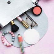 LivingTek portabel sminkspegel & powerbank